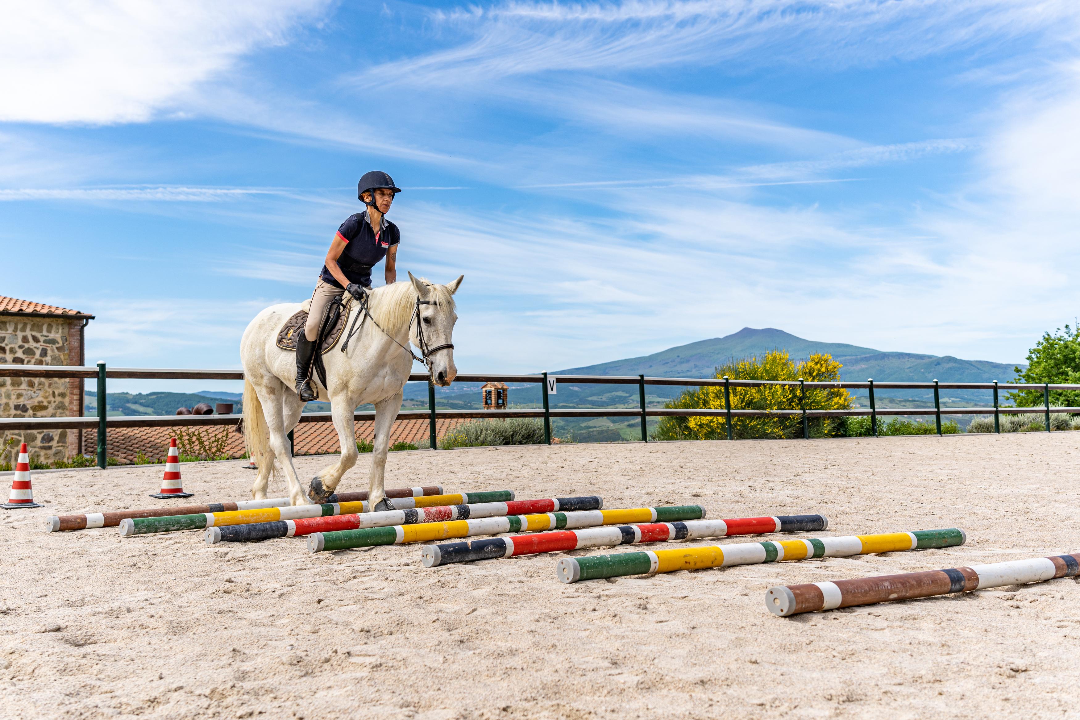 Podere Val D'Orcia - Tuscany Equestrian Сартеано Экстерьер фото